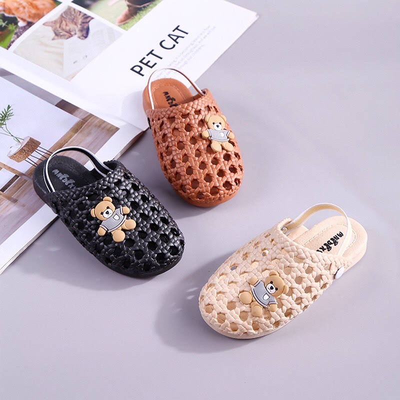 Sandal rọ mõm đi biển cho bé gái