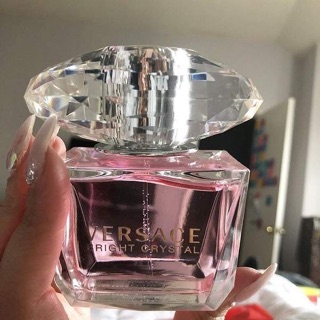 Nuoc hoa nu versace
