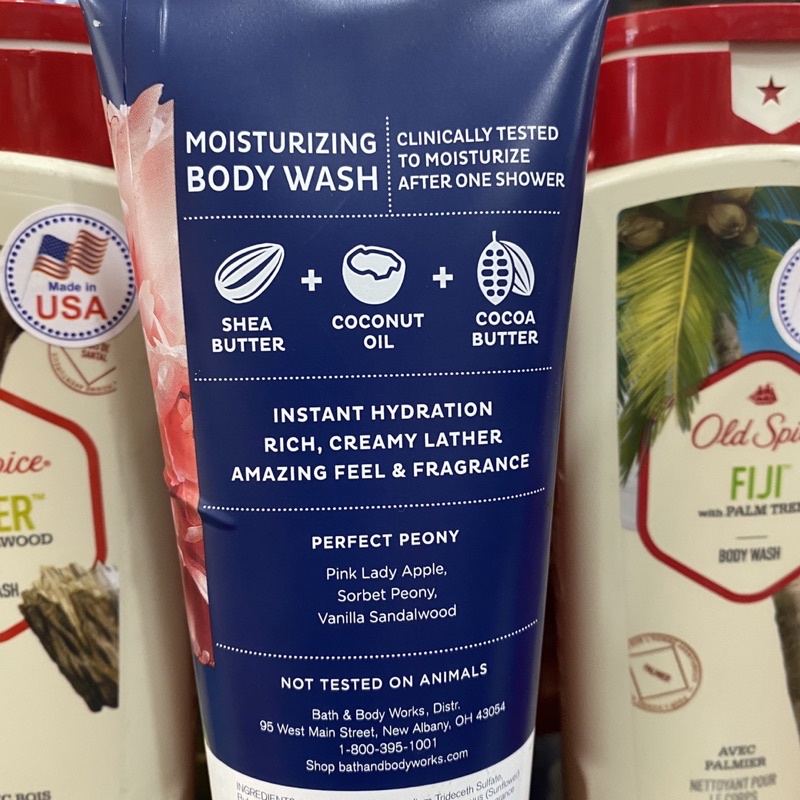 Kem tắm dạng tuýp lưu hương mịn da Bath and Body Works 296ml