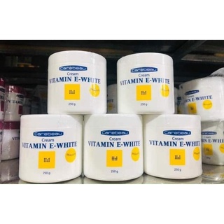 Kem Dưỡng Trắng Da Carebeau Vitamin E-White 250g
