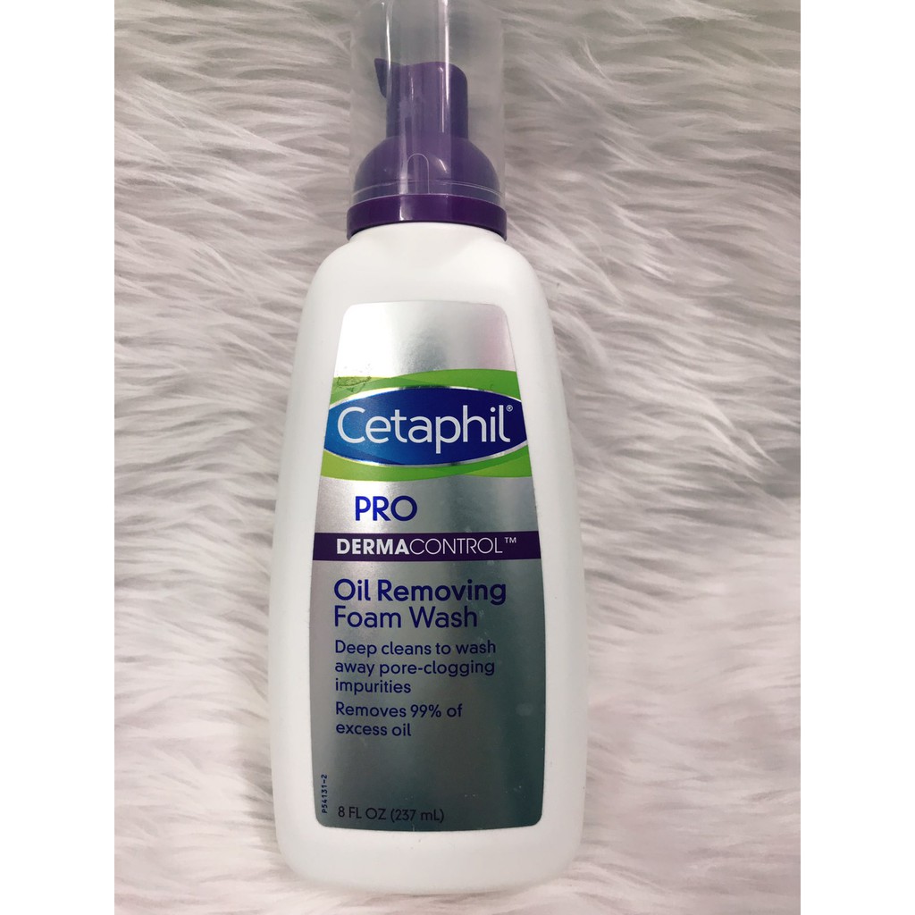 Sữa Rửa Mặt Kiểm Soát Dầu Cho Da Nhờn Mụn Cetaphil DermaControl Oil-Control Foam Wash 236ml của Mỹ