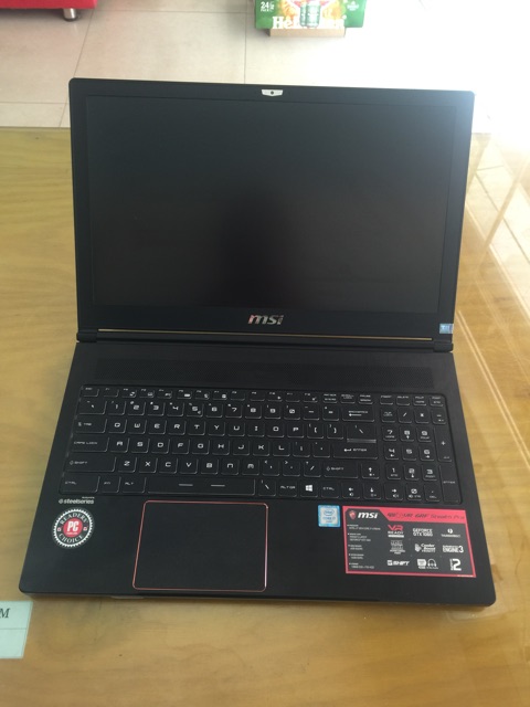 MSI GS63vr 15.6” 2017 i7-6700HQ 2.6Ghz ram 16GB/2400 vga 1060