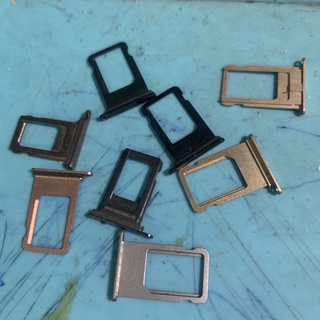 Khe Sim Điện Thoại iPh 6/ 7 / 8 / X /XsM/11