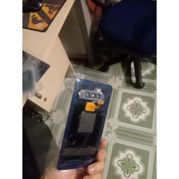 Mặt lưng kính LG G8s thinQ