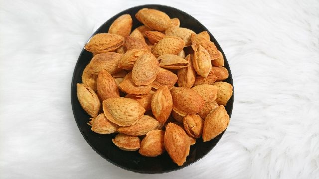 500GRAM HẠNH NHÂN RANG BƠ MỸ VỎ MỎNG