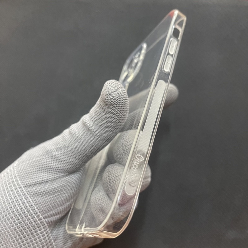 Ốp Lưng iPhone 12 Dẻo Siêu Trong Suốt Mỏng Chống Trơn Trượt Chính Hãng VUCASE Cao Cấp