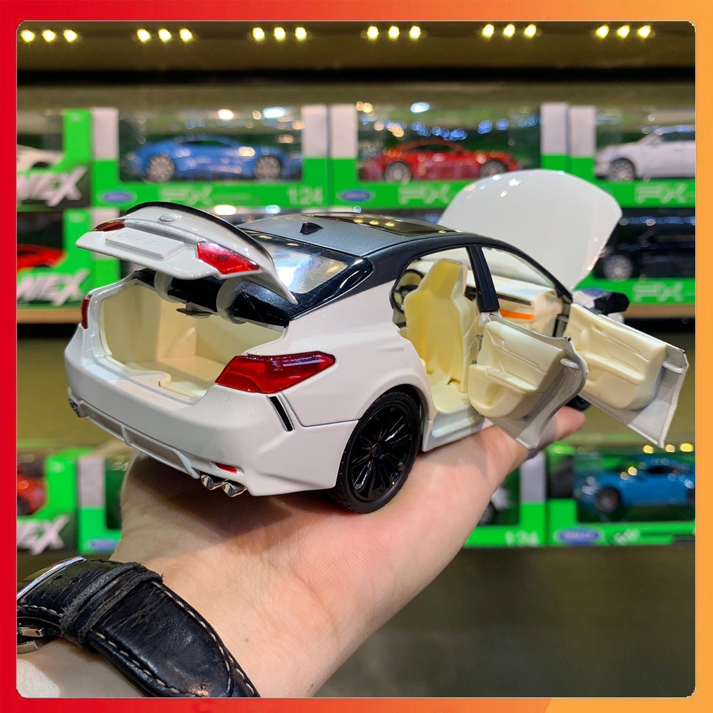 Mô hình xe Toyota Camry 2019 tỉ lệ 1:24 hãng CHEZHI