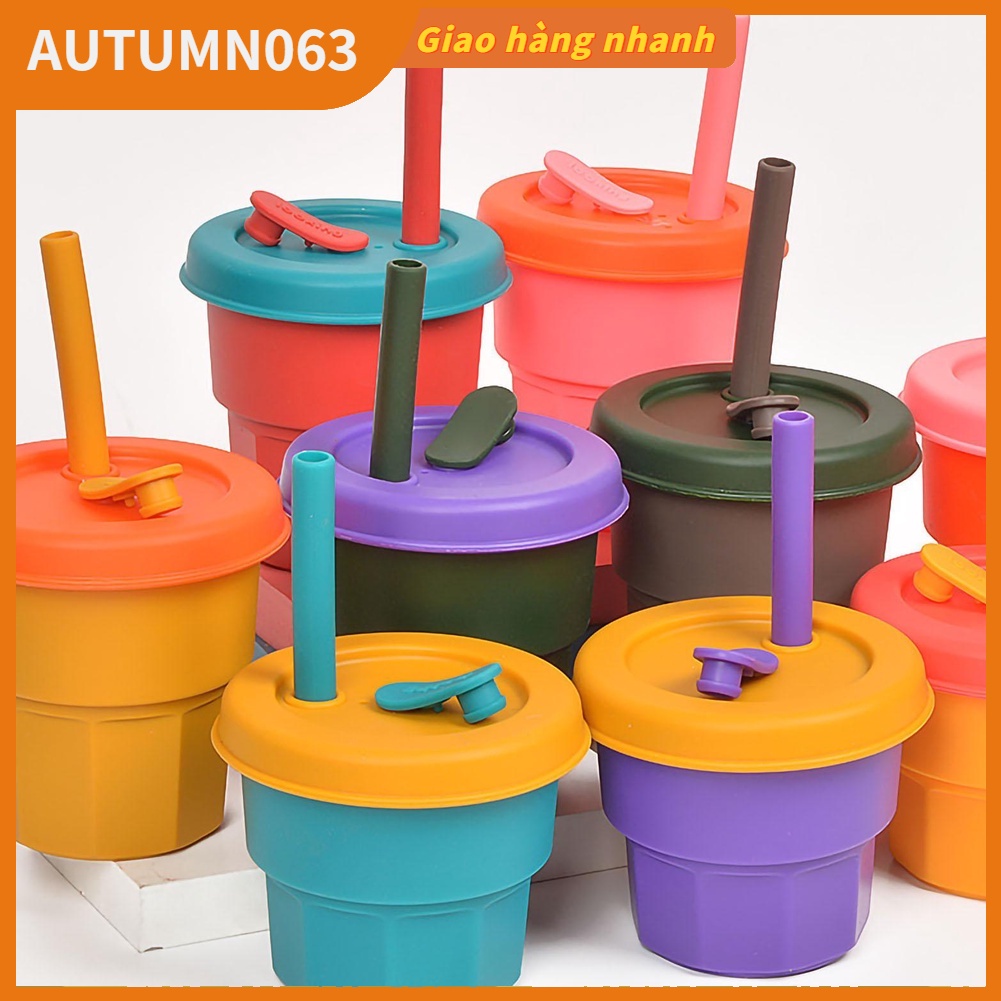 Bình Đựng Nước Bằng Silicone Chống Rò Rỉ Kèm Ống Hút Họa Tiết Hoạt Hình Cho Bé Trai Và Gái