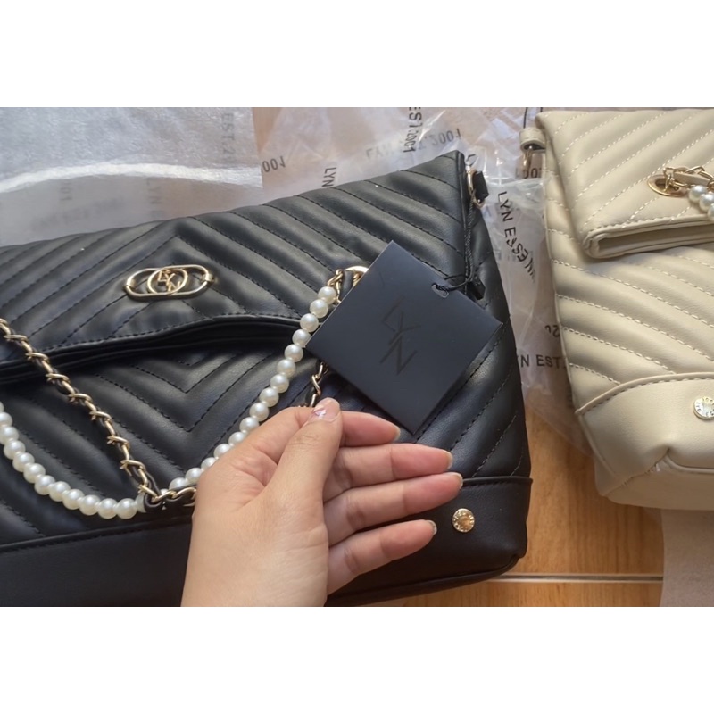 Túi xách tay nữ chần da Ly.n bags Lyn dây hạt bẹt siêu xinh