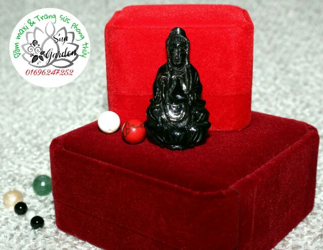 MẶT DÂY CHUYỀN SAN HÔ MẸ QUÁN THẾ ÂM BỒ TÁT MANG LẠI BÌNH AN