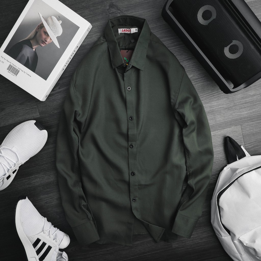 Áo sơ mi trơn tay dài nam LADOS - 1523 , chất lụa không nhăn, mềm mát, thấm hút mồ hôi | BigBuy360 - bigbuy360.vn