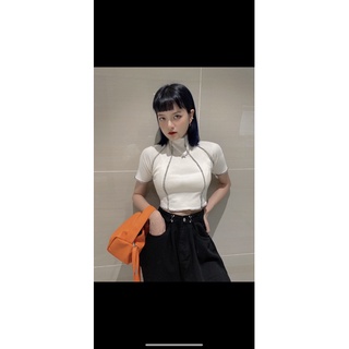 Thanh lí quần áo 1