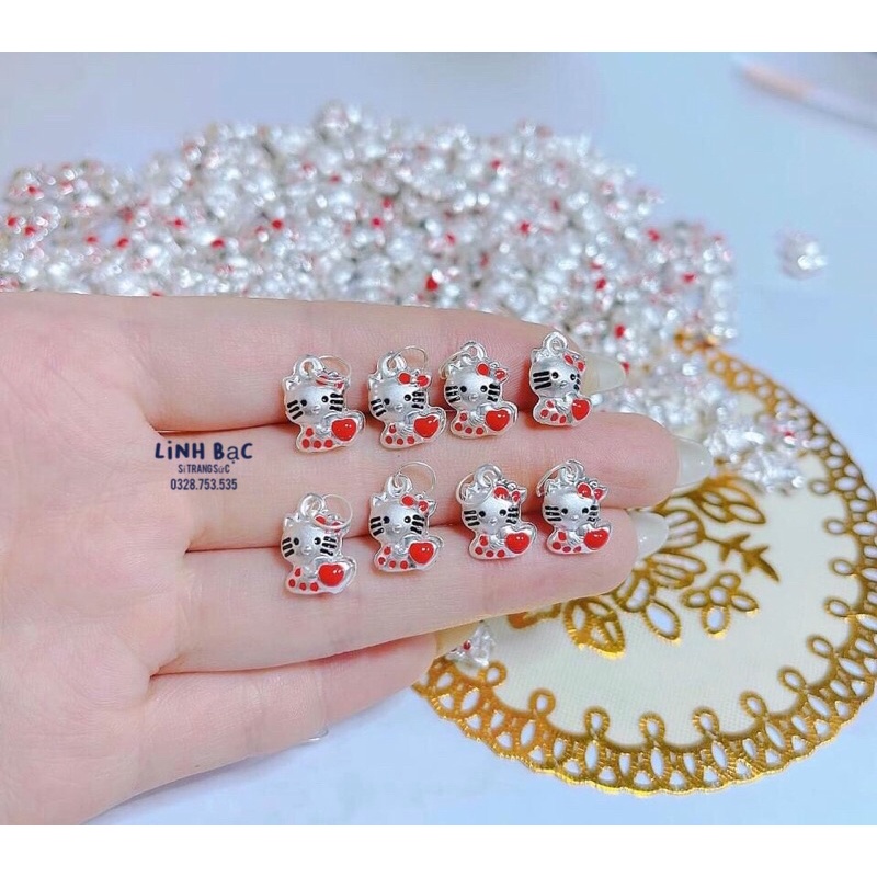 CHAM MÈO KITTY TIM TREO- CHAM BẠC