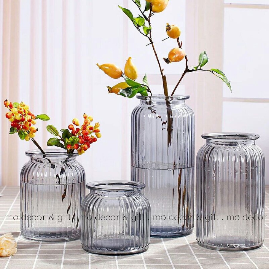 Lọ Thủy Tinh Cắm Hoa Sọc Dọc 2 Màu Đen Trắng, 4 Size - MƠDEOCR