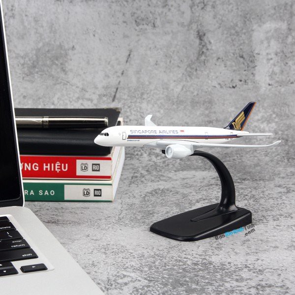 Mô hình máy bay Singapore Airlines 16cm Everfly