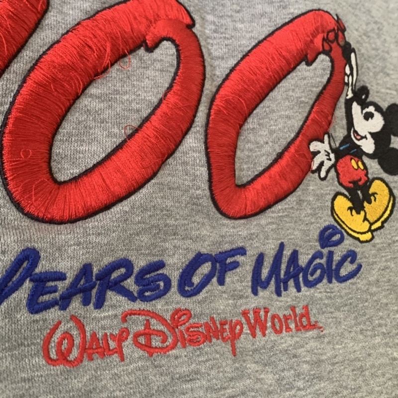 ÁO SWEATER 2hand DISNEY SIZE XL
