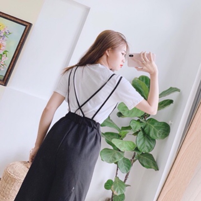 Quần yếm đen ống suông phối đồ cực xinh | BigBuy360 - bigbuy360.vn