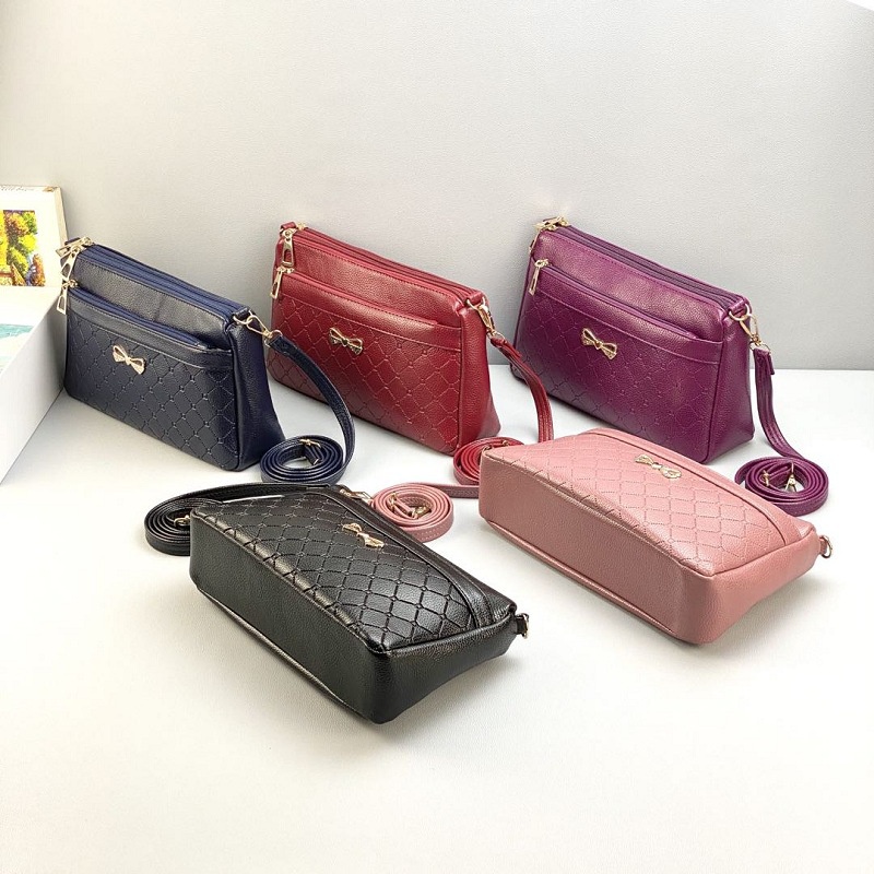 Ví Cầm Tay Hình Vuông Cỡ Nhỏ Phong Cách Mới Năm 2021 Thời Trang Cho Phụ Nữ Trung Niên