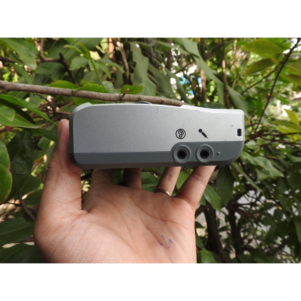 Máy nghe nhạc Cassette AIWA TP-SS1 loa ngoài máy còn đẹp nghe 2 bên tai nghe kiểu máy đề bàn mini cầm tay lạ