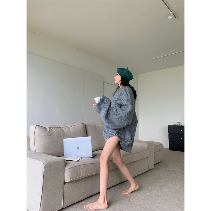 Áo sweater dáng rộng dài vừa kiểu xoắn | BigBuy360 - bigbuy360.vn