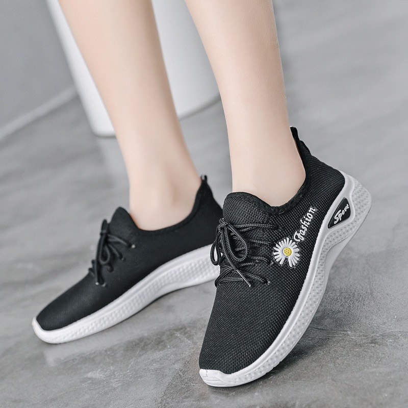 Giày thể thao nữ, giày sneaker chữ M hoa cúc, thông hơi đế cao su siêu mềm 2021 SP1