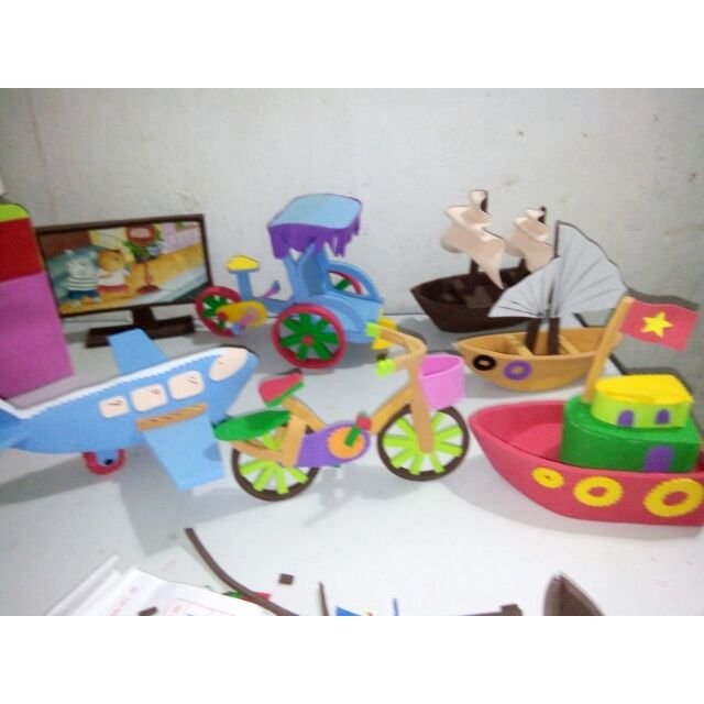 Phương tiện giao thông . Chủ đề giao thông