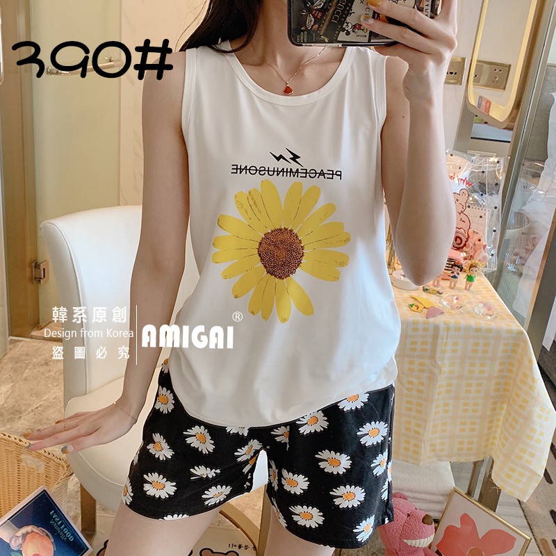 Bộ Đồ Ngủ 2 Món Áo Sát Nách + Quần Short Lụa Mỏng Thoải Mái Cho Nữ | BigBuy360 - bigbuy360.vn