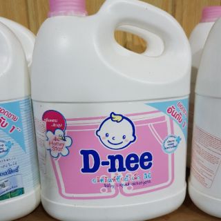 Nước giặt xả Dnee