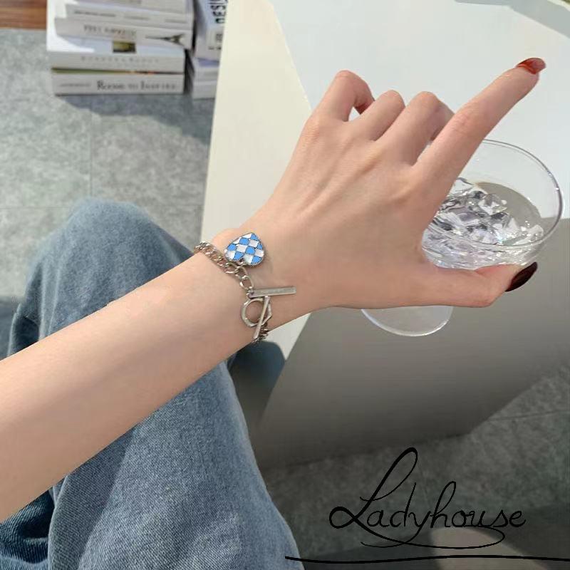 Vòng đeo tay chuỗi xích thiết kế mặt trái tim họa tiết kẻ sọc ca rô dành cho nữ mẹ bạn gái con gái