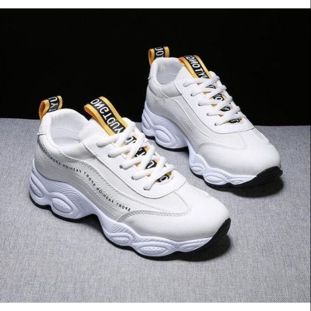 HOT SALE} Giày nữ trắng viền vàng -GS21 Lanastore