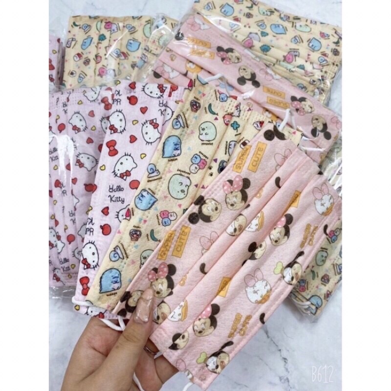 5 Chiếc Khẩu Trang Cao Cấp 4 lớp, chất liệu miễn chê , thử ngay để biết | BigBuy360 - bigbuy360.vn