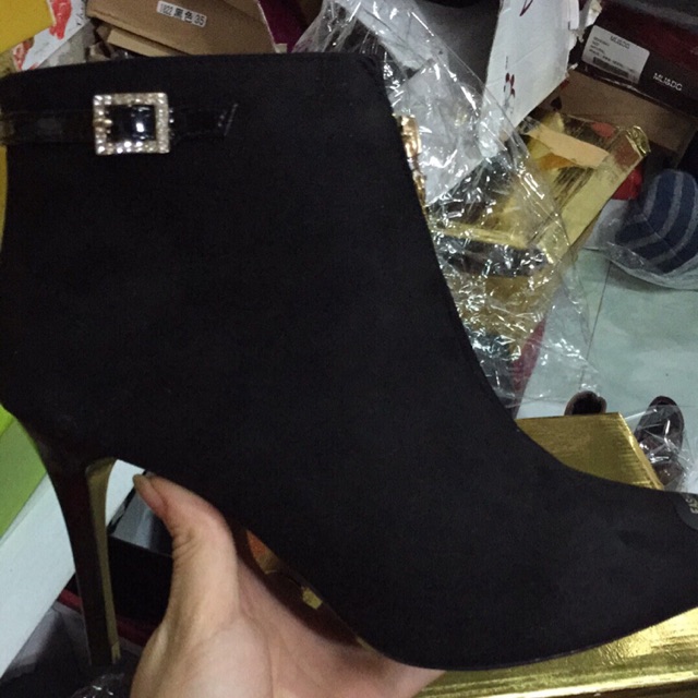 giày boots