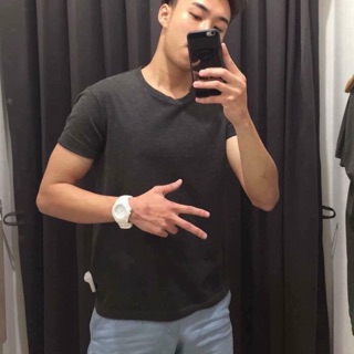 Áo Tshirt nam Uniqlo