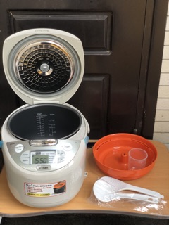 Nồi cơm điện Tiger JAX-S18S