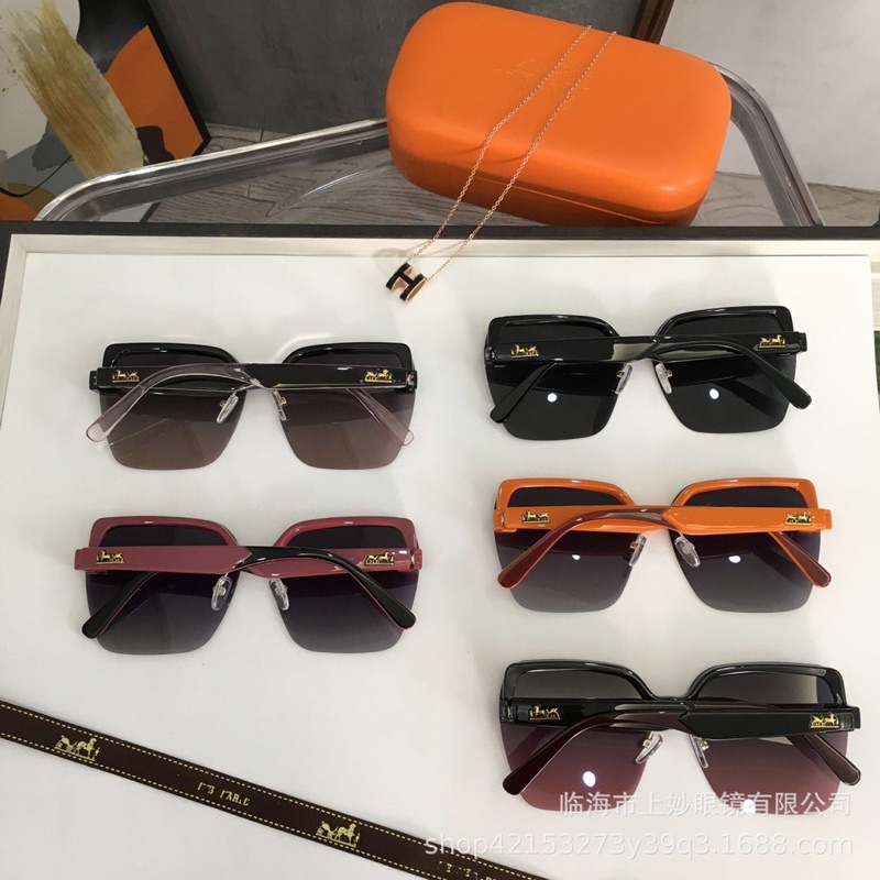 Kính mắt nội địa chữ H/K2835 | BigBuy360 - bigbuy360.vn