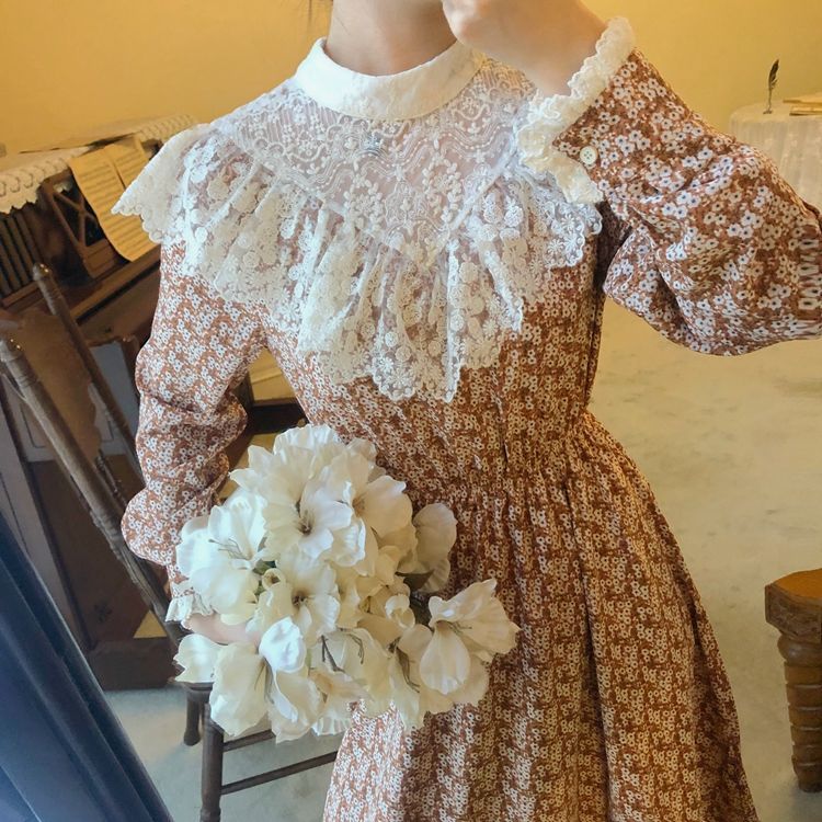 Đầm Tay Dài Phối Ren Hoa Thiết Kế Thanh Lịch Cho Nữ | BigBuy360 - bigbuy360.vn