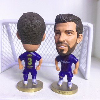 Tượng cầu thủ bóng đá Gerard Pique