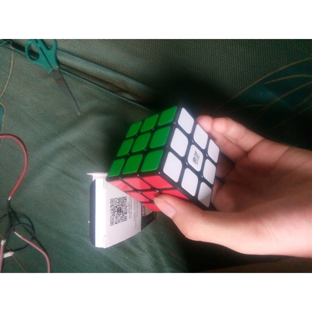 Rubik 3x3x3 Hàng Hiệu Qiyi Rubik - Loại Sản Phẩm Có Đại Sứ Thương Hiệu