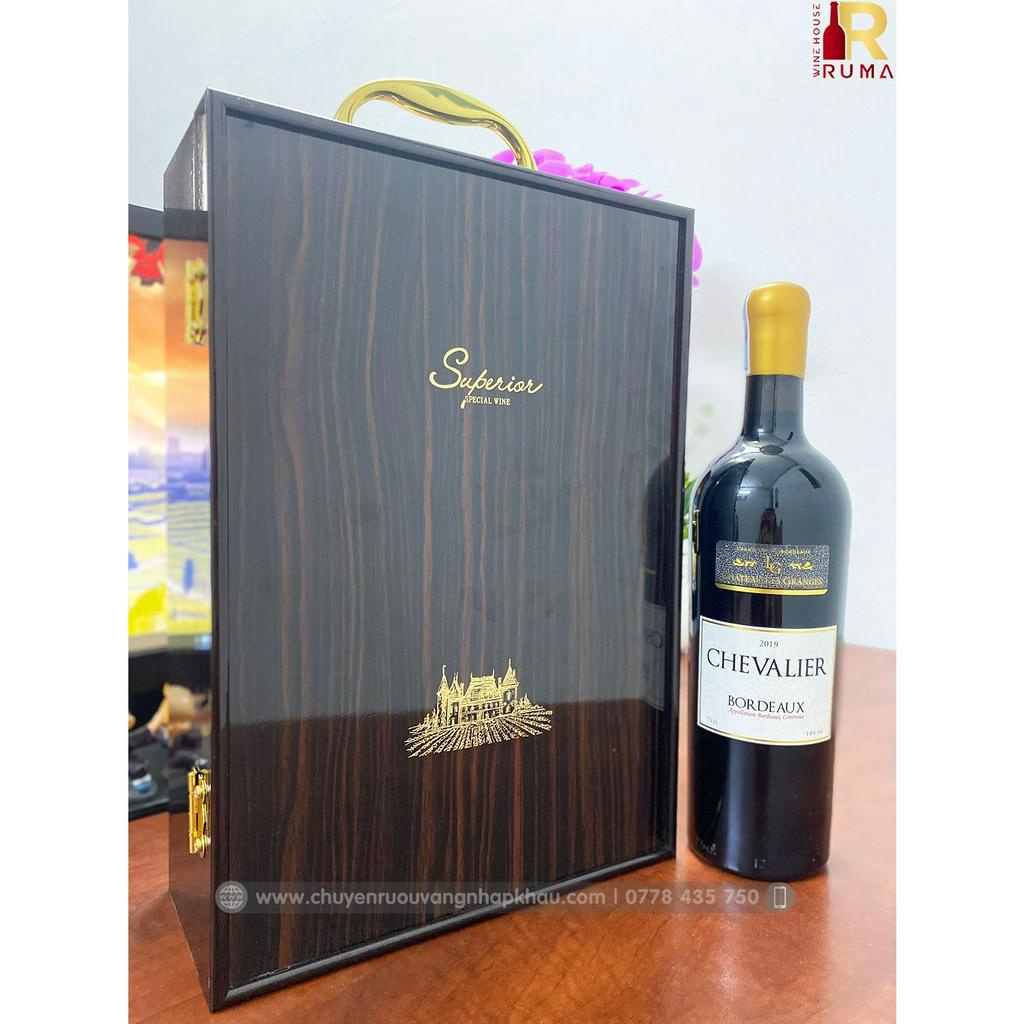 Set quà tặng 2 chai Vang Pháp Chevalier - Hộp sơn mài