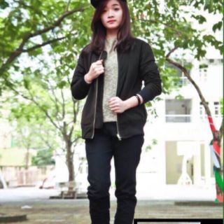 Quần jogger kaki nữ