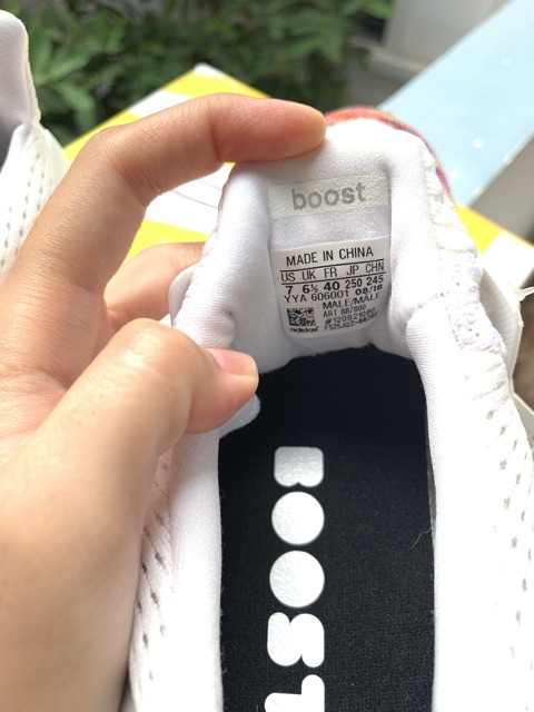 UltraBoost LTD bảng Limited size 7Us ( tương đương size 40 )