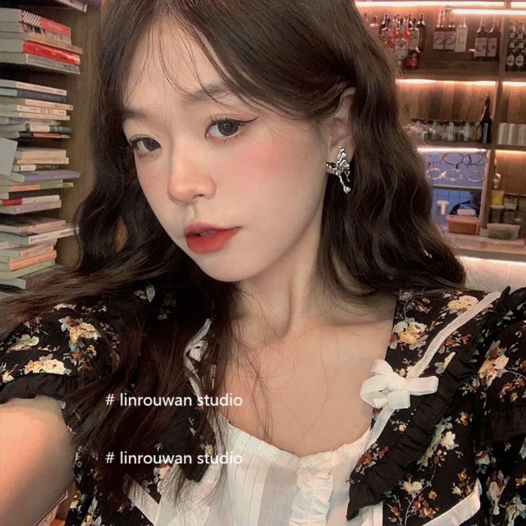 (MớI) Bông Tai HìNh BướM ĐíNh NgọC Trai Giả Xinh