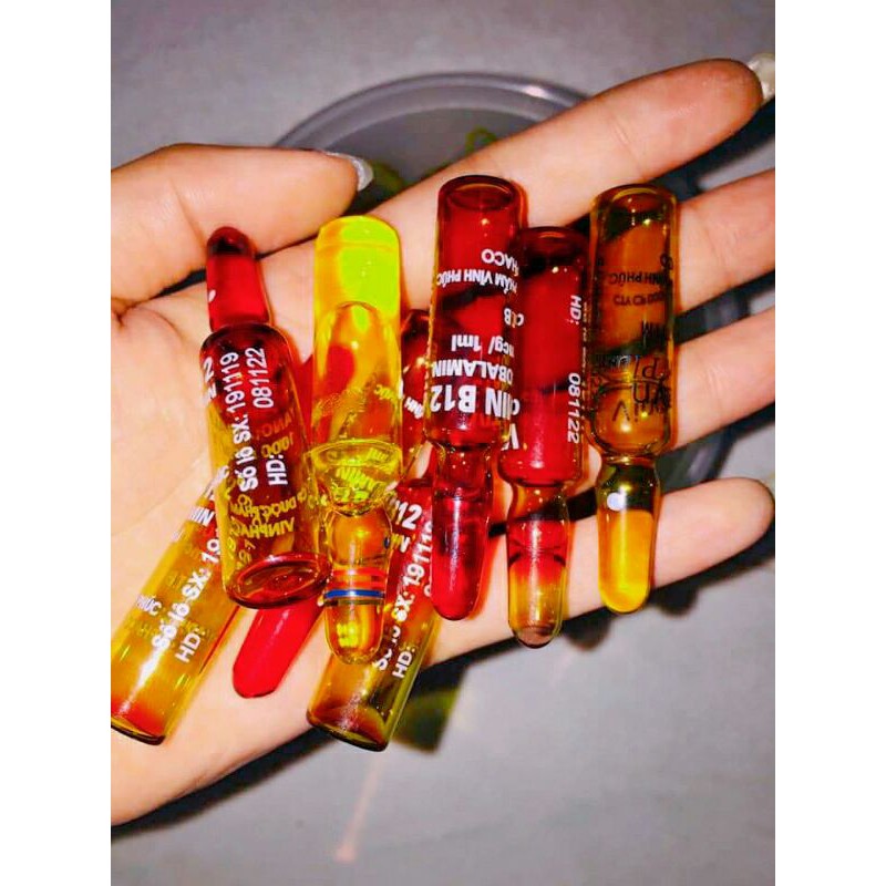 vitamin B12 Ống nước đỏ trộn kem bật tông | BigBuy360 - bigbuy360.vn