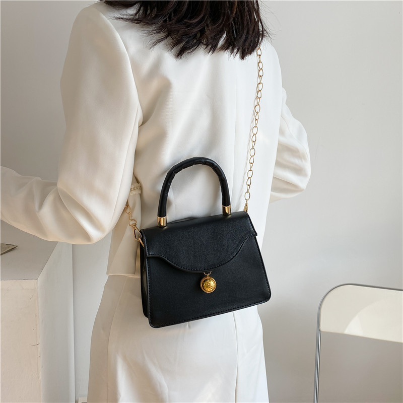 Túi đeo chéo IELGY phối dây mắc xích thời trang cho nữ