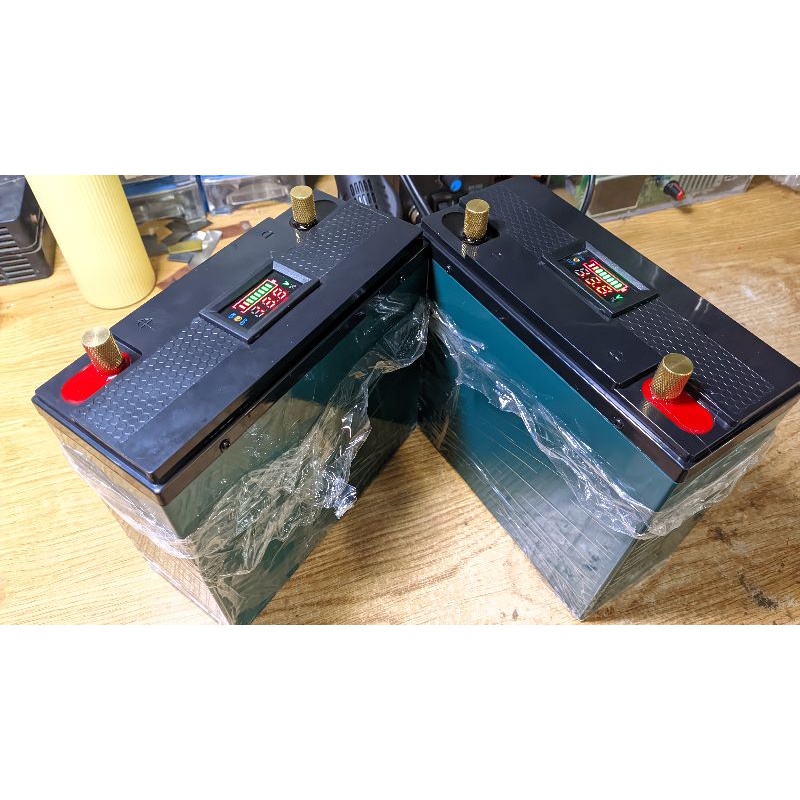Vỏ đựng vừa 8 cell 33140 hoặc 20 cell 32700