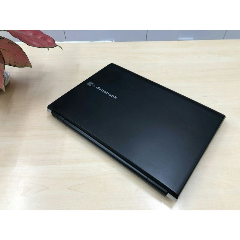 Máy laptop toshiba r732 i5 3320m .ram 4gb .xách tay nhật bản