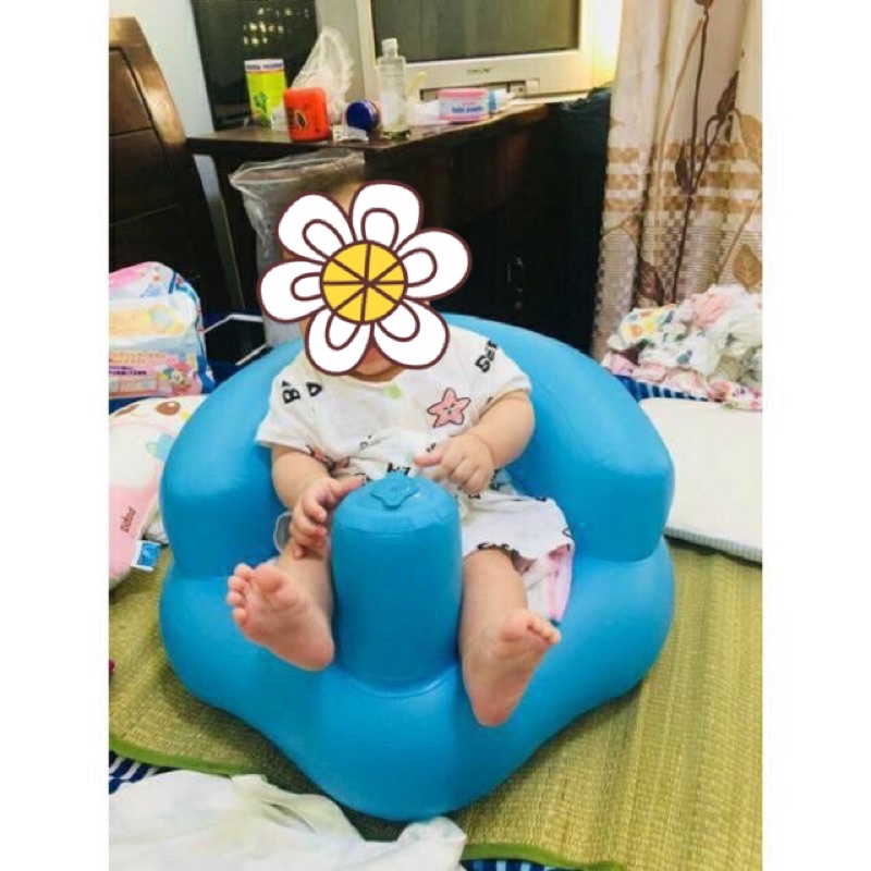 Ghế hơi tập ngồi cho bé, có lỗ thông khí tạo sự dễ chịu cho bé