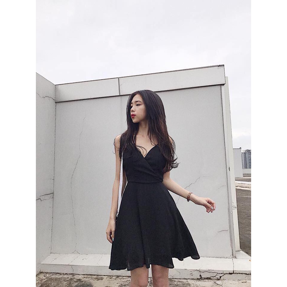 Đầm maxi trắng đi biển hai dây đan lưng dáng xòe cực chất