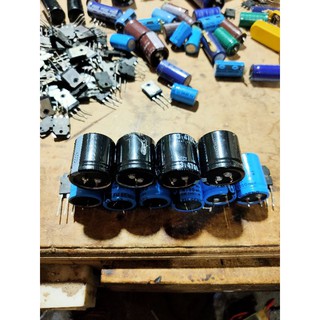 tụ 63V 4700uf