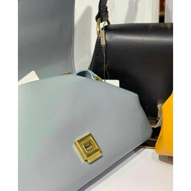 Túi CNK - CHARLES & KEITH BAG DA TRƠN, 2 dây đeo